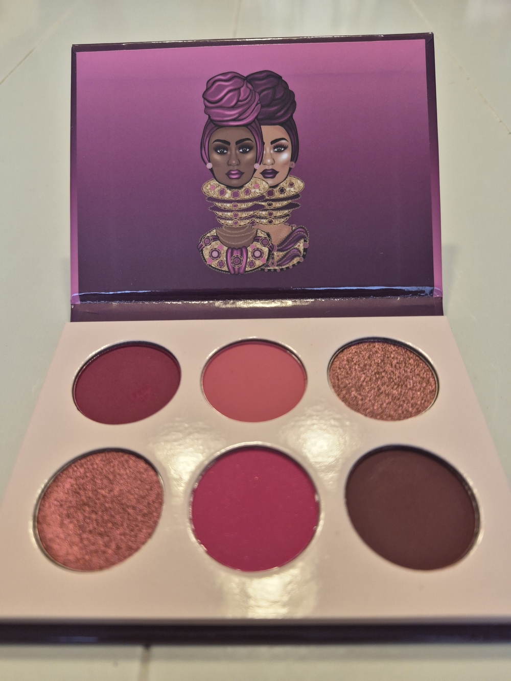 The Berries By Juvia's Eyeshadow Palette - Pink & Rose Multi-Tone Palette